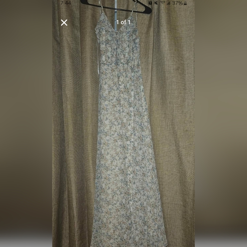 Maxi dress flower pattern